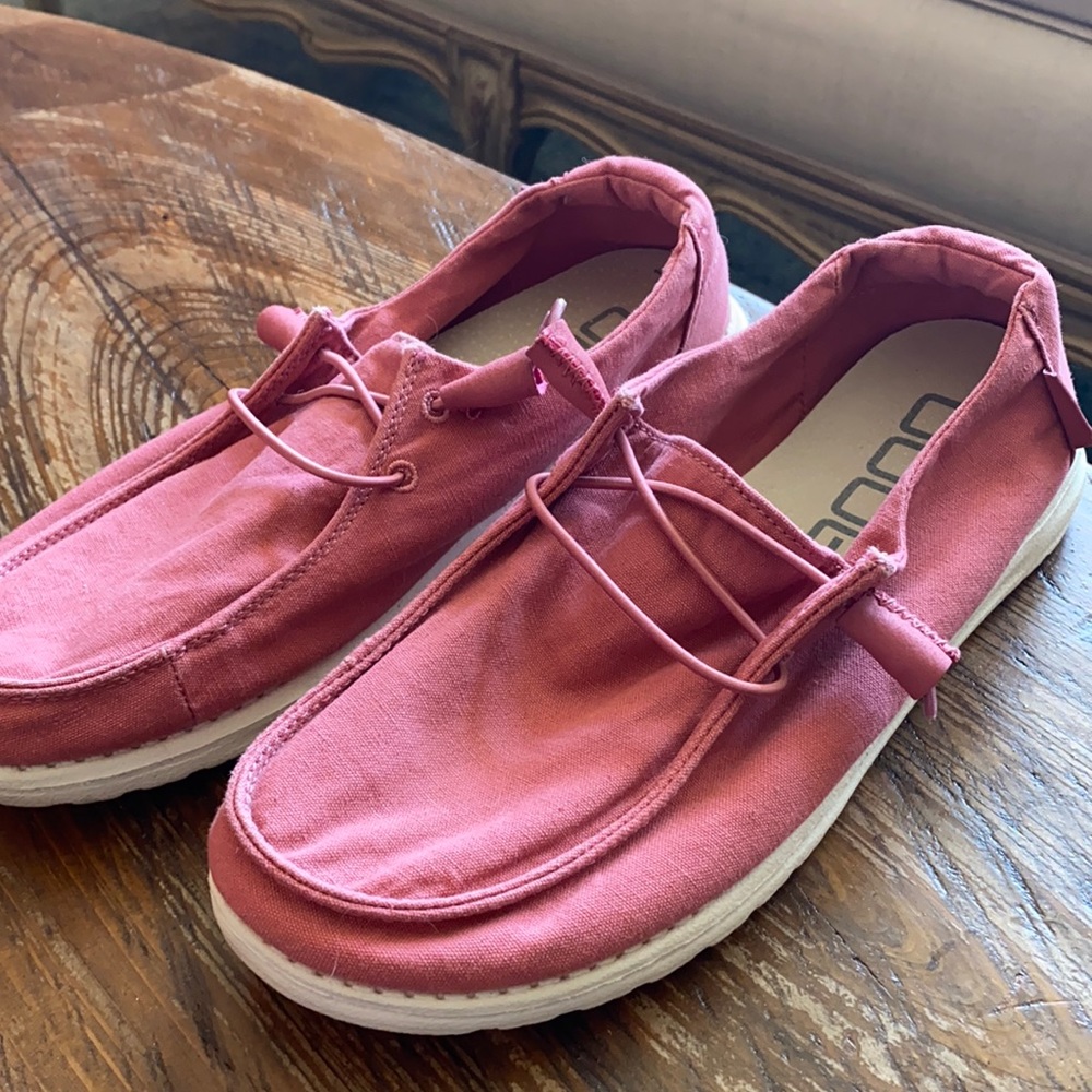 Hey Dude Women's Pink Sneakers